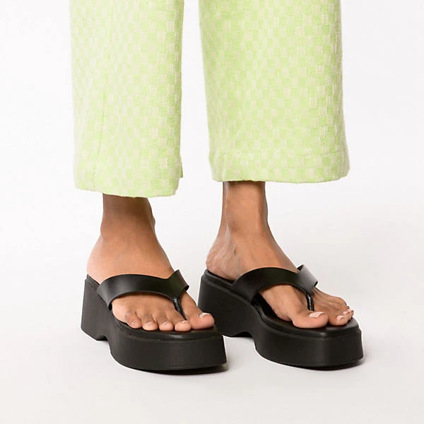 Aldo Delphy Plateau-Pantoletten 2 Aldo Delphy Plateau-Pantoletten – Bild 2