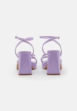 Aldo Plateausandalette - Light Purple 9 Aldo Plateausandalette - Light Purple -Aldo Verkaufsgeschäft 4ce074ea34b54930a1e4046371c627df