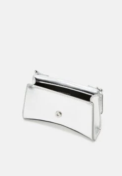 Aldo CLEEO - Clutch - Silver Color -Aldo Verkaufsgeschäft 814d84e7326248ceae8fcc99be22d42a
