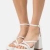 Aldo Plateausandalette - White/bone