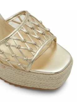 Aldo STRAPPY DELLEN - Keilsandalette - Champagne -Aldo Verkaufsgeschäft 8fb1b51c09c845cf842d9baeccd82e98