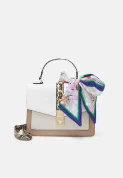 Aldo WINTERCHERRY - Handtasche - Bright White -Aldo Verkaufsgeschäft a176a59e9e564293bcce76f47e6daeb9 1