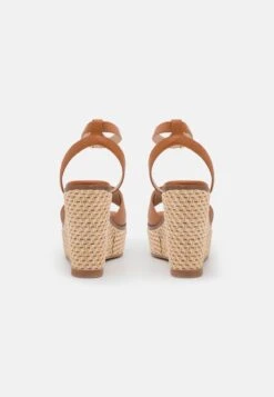 Aldo CARRABRIRIA MARSHMALLOW - High Heel Sandalette - Medium Brown -Aldo Verkaufsgeschäft c86005bdcd5441cf8a25c41261434544